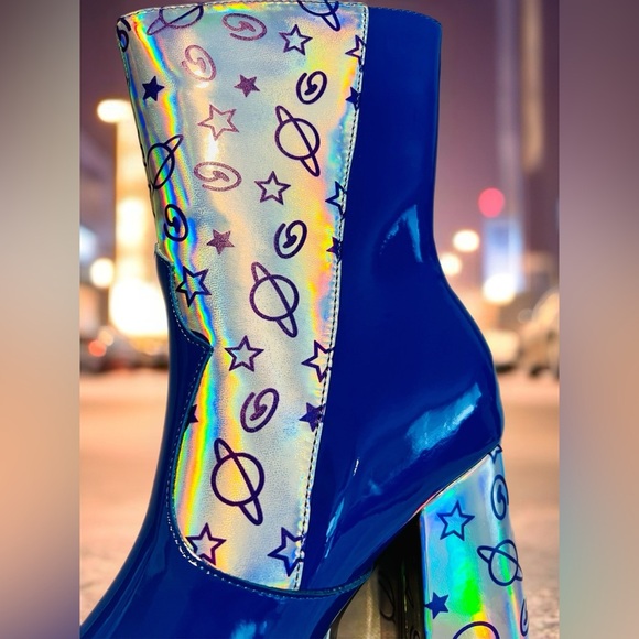 NWT Size 6 Spaceman Supernova Platform Boots Dolls Kill Koi in Purple - Picture 6 of 11